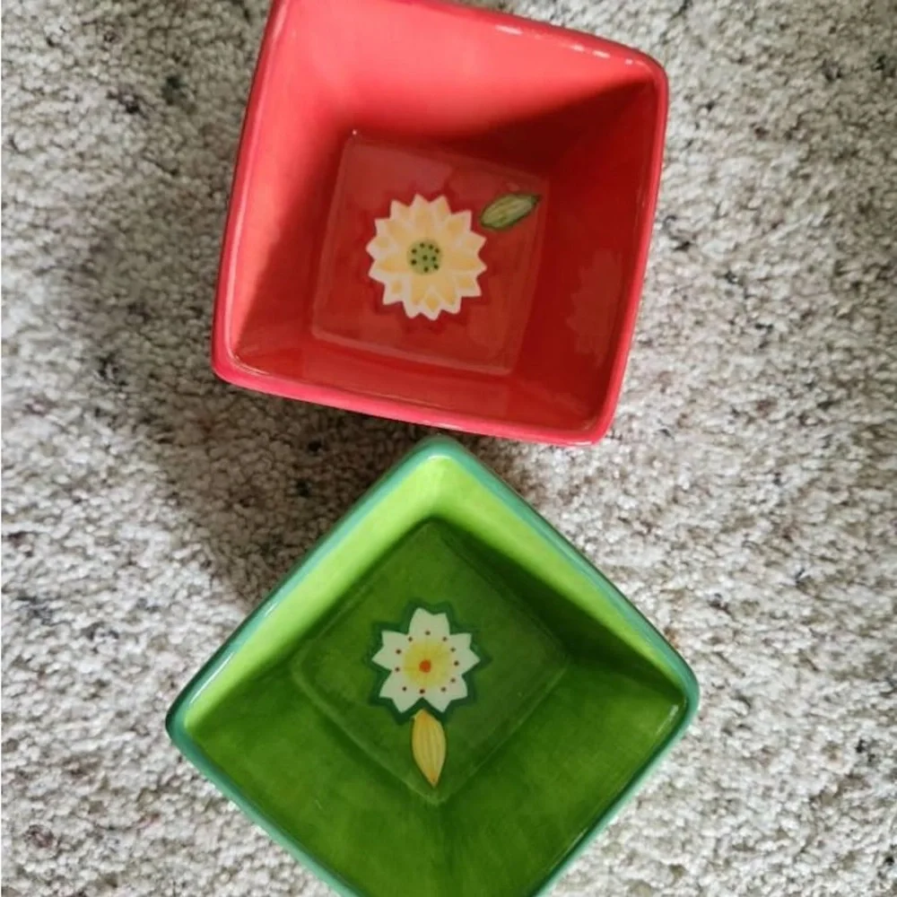 Crate & Barrel Sumiko bowls.